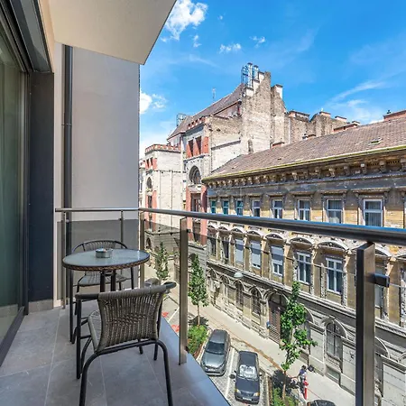 2 Bedroom Flat In Centre * Budapest