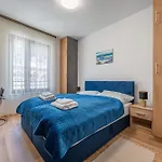 Apartamento 2 Bedroom Flat In Centre