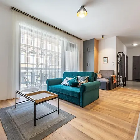 2 Bedroom Flat In Centre * Budapest